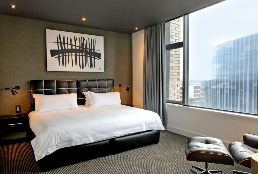 Zingara Cape Town: The Royal Countess Returns to Century City 1 Inviting Century City Hotels Room Suite ready to be booked for a Zingara Cape Town experience